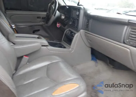 2004 Chevrolet Tahoe Lt из США, поврежденный, VIN 1GNEK13Z14J298372